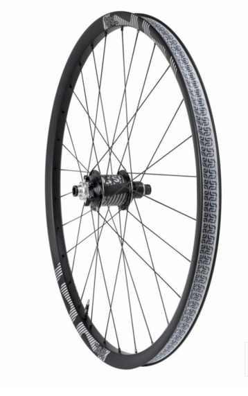 E*THIRTEEN Roue ARRIERE TRS RACE Carbon 27.5'' (31mm) Disc 6-Bolts BOOST (12x148mm) XD Black (00.18163.00.08 FO)