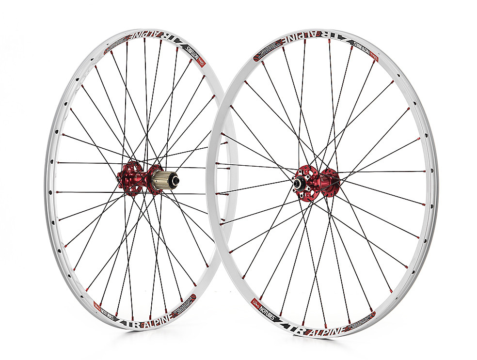RCZ 2014 Wheelset Race / Ztr Alpine 26" Disc 6-holes (Axle 9x100mm / 9x135mm) White/Red/Black/Red