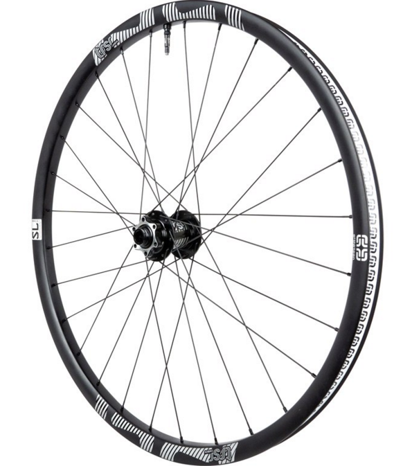 E*THIRTEEN FRONT Wheel TRS RACE SL Carbon 29'' (28mm) Disc (15x100mm) Black (WH3TRA-129)