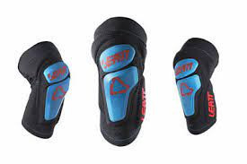 LEATT Pair Knee Guards 3DF 6.0 Blue/Black Size S/M (5018400480)